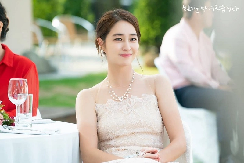 Ini Biodata dan Fakta Menarik Lee Min Jung, Nagita Slavina Versi Korea!