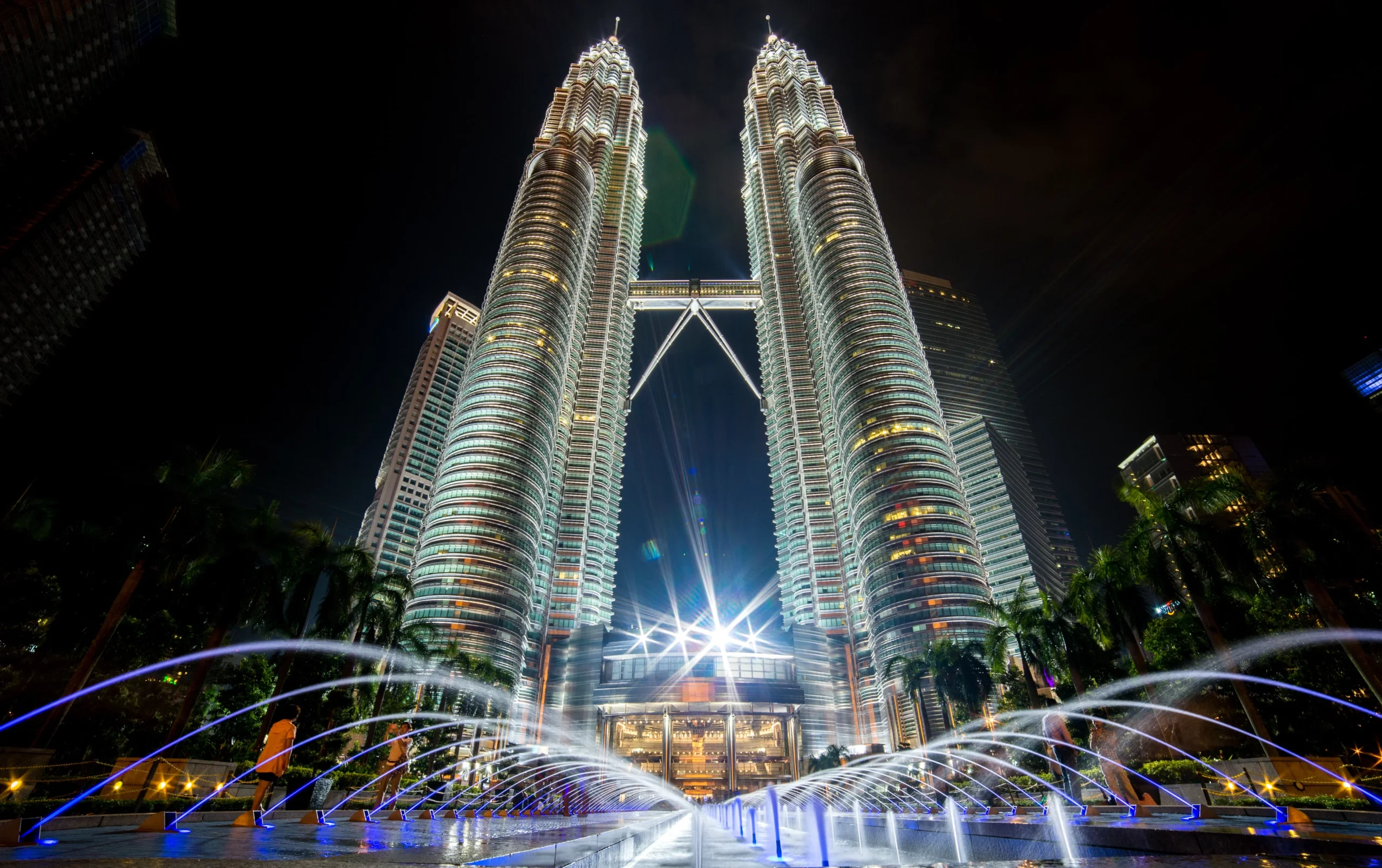 Liburan ke Kuala Lumpur, Wajib Mampir ke 14 Tempat Wisata Ini