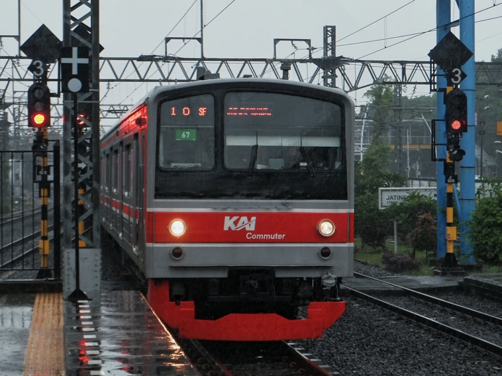 Dokumen pribadi ArJo Markaprama kereta KRL Commuter Line Bekasi Line