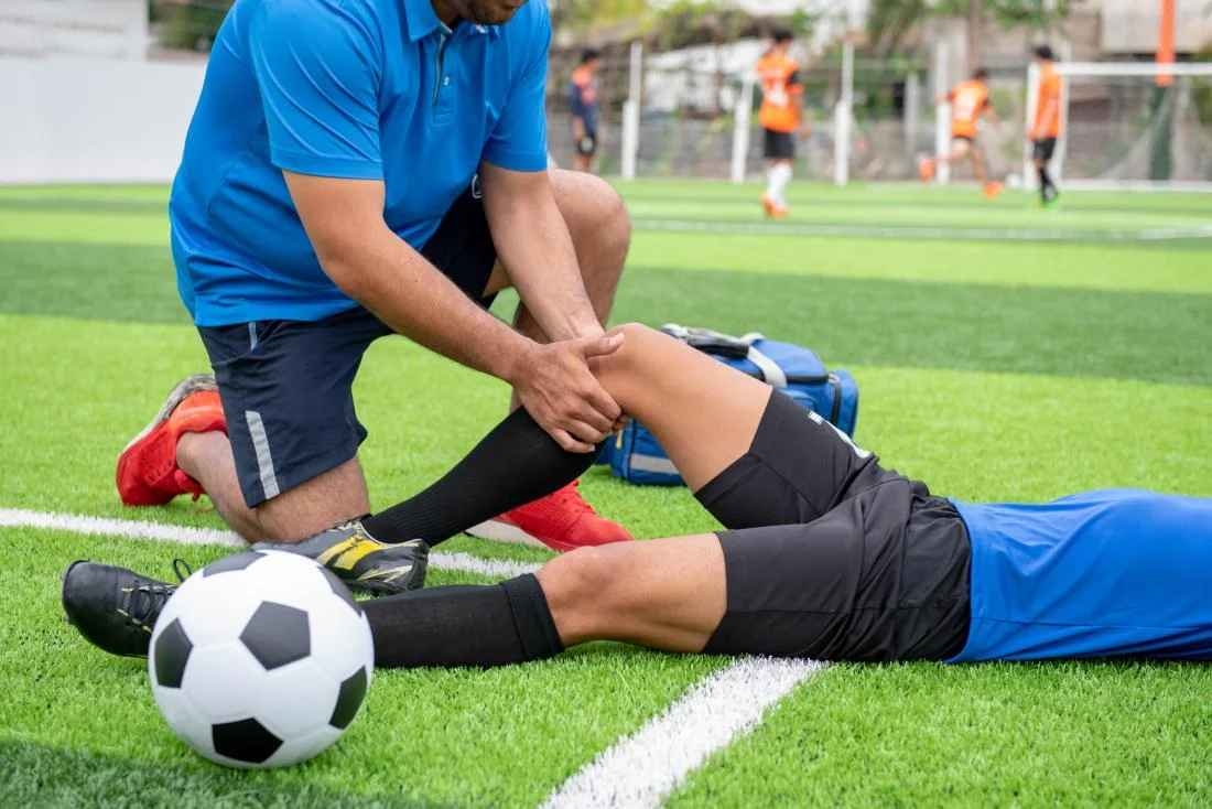8 Cedera dalam Permainan Sepak Bola yang Paling Ditemui | ACL Paling Bahaya?