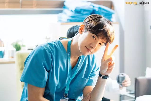 7 Drama Korea Terbaik Yoo Yeon Seok, Seru Ditonton!