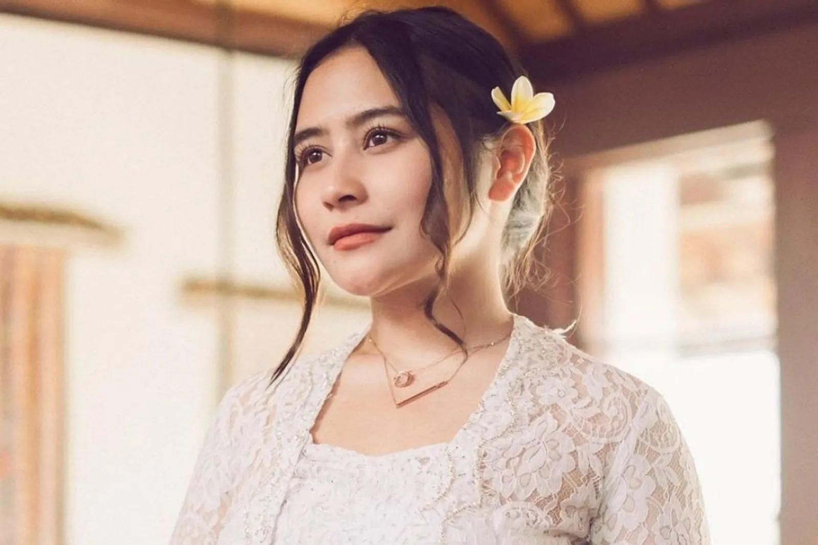 Terungkap! Ini 7 Mantan Prilly Latuconsina yang Punya Wajah Tampan