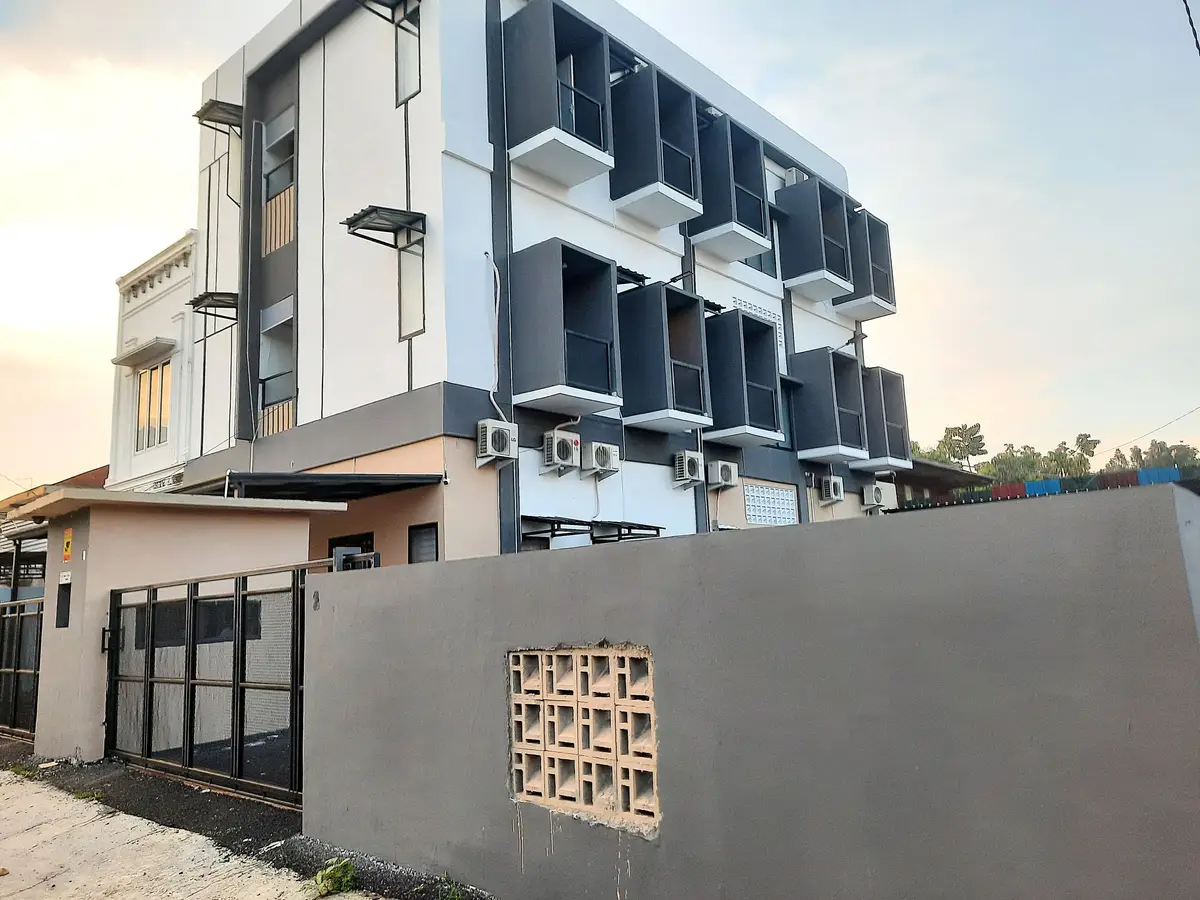 kost-medan-timur