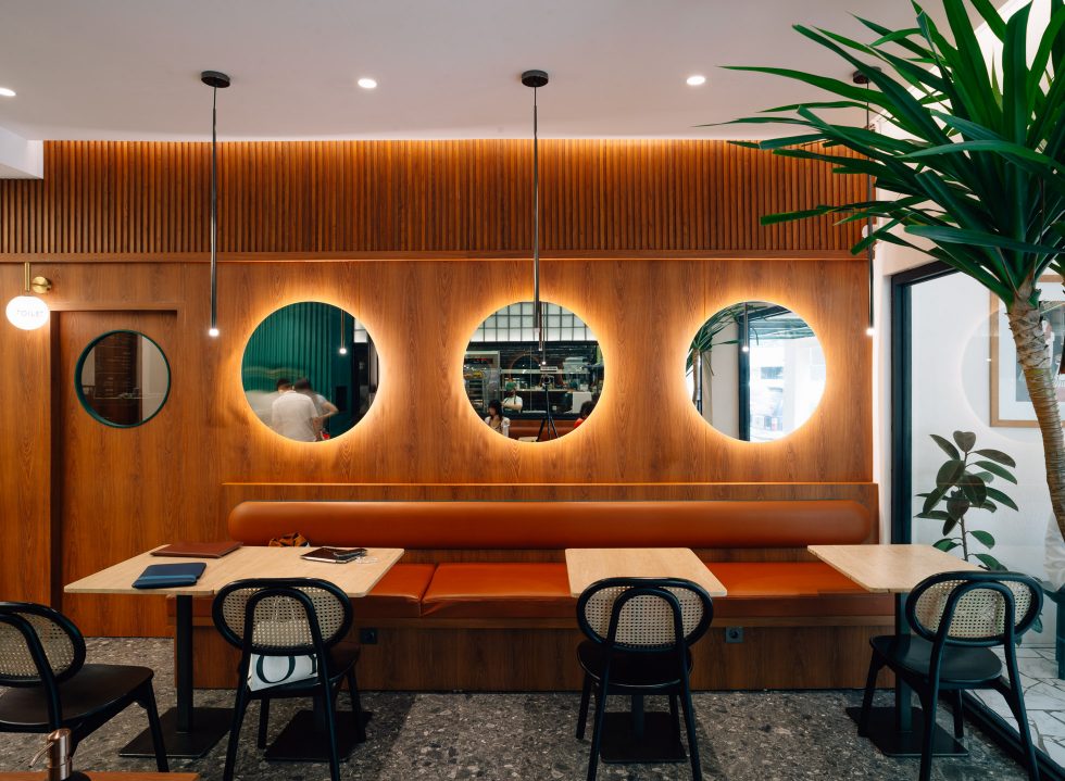 5 Rekomendasi Cafe Hits di Kebayoran Baru Jakarta Selatan | Bisa Jalan Kaki dari Rukita Antene Radio Dalam!