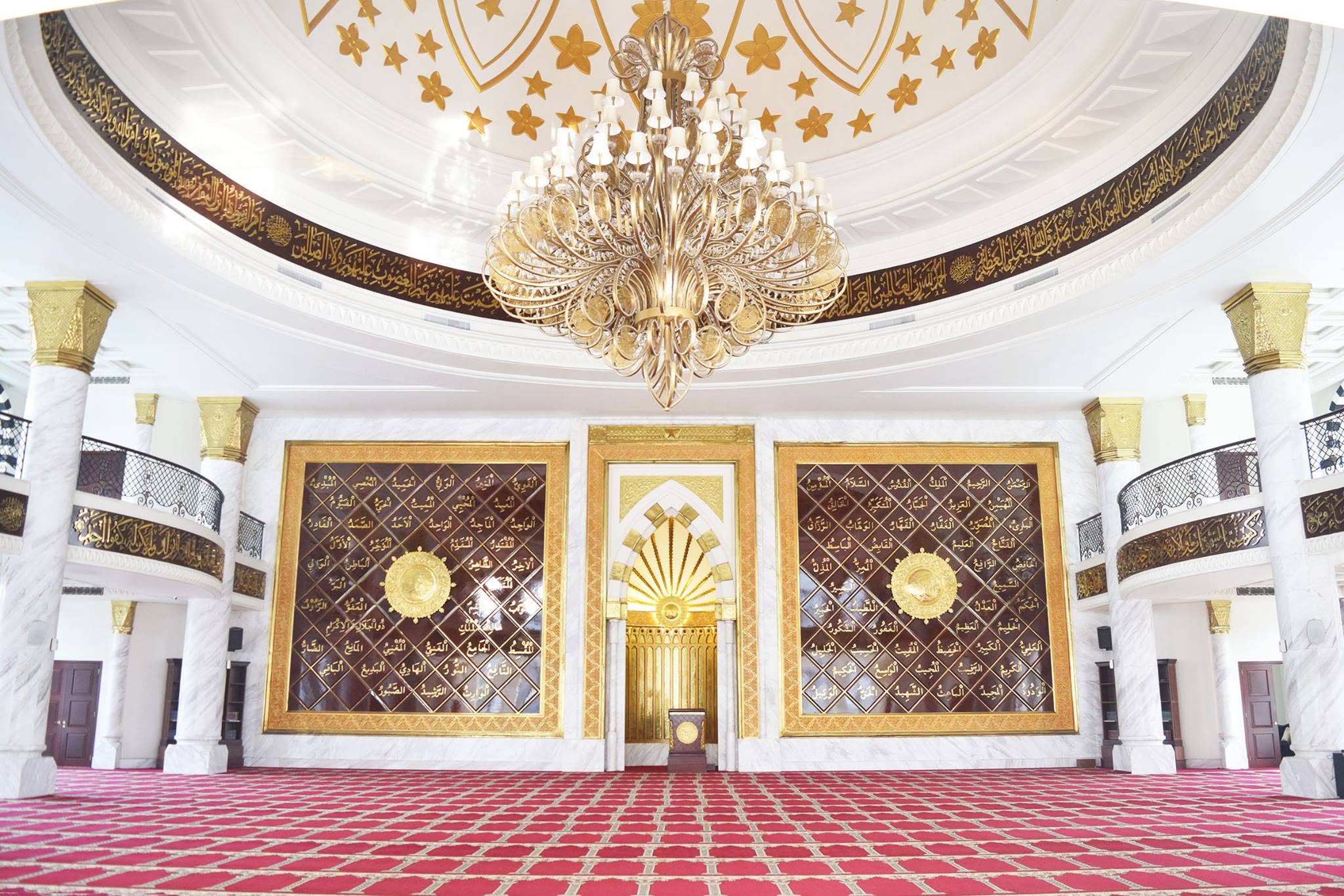 8 Masjid di Bandung yang Terkenal dan Punya Arsitektur Unik